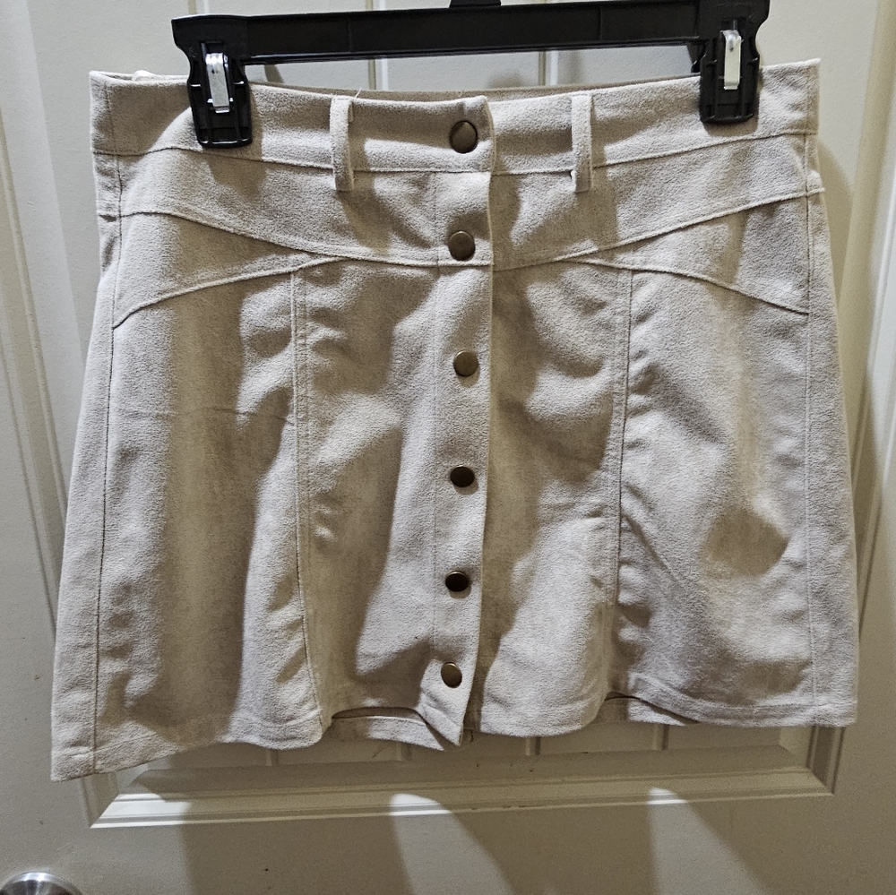 She & Sky skirt